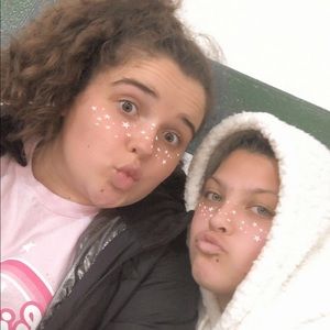 Meet your Posher, Izzy